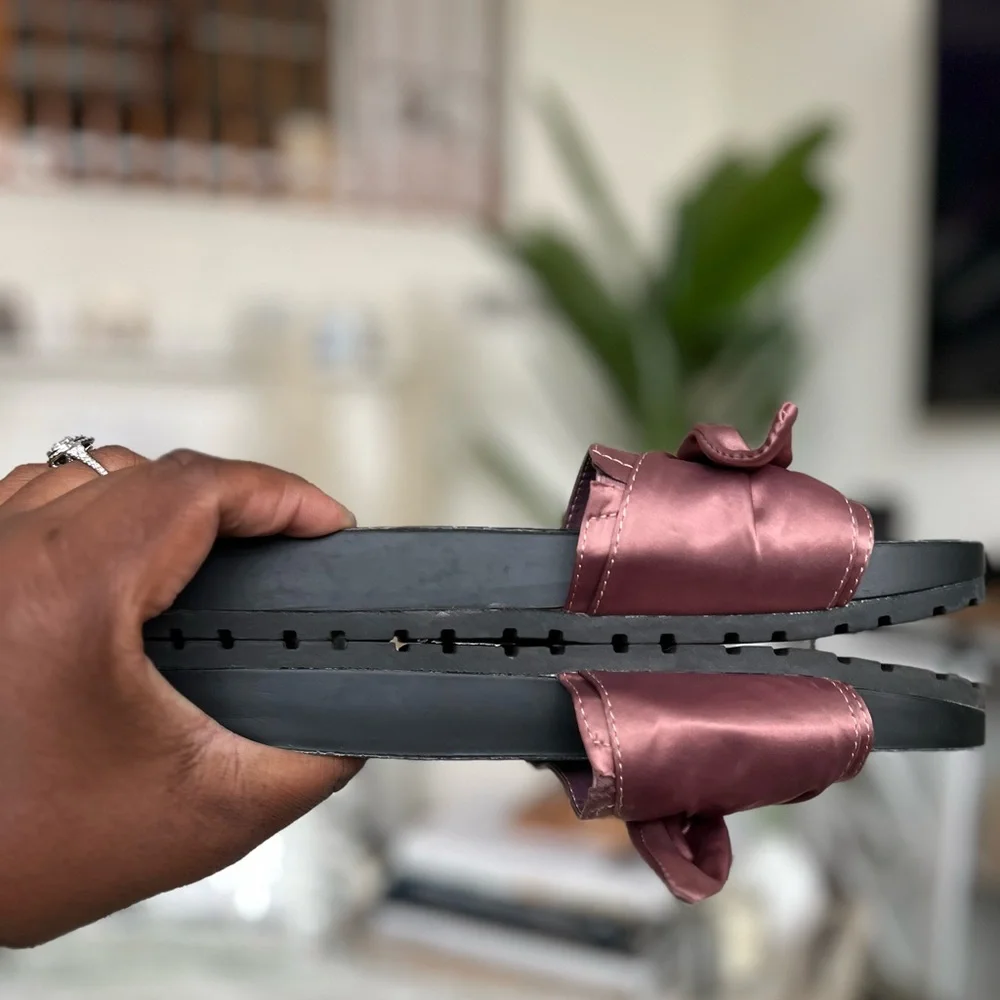 TORRID Mauve Satin Bow Pool Slides - Picture 8 of 8